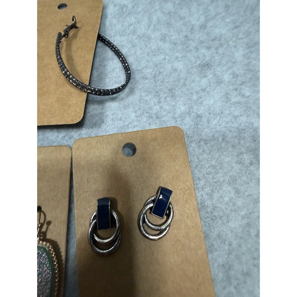 The Unbranded Brand assorted collection